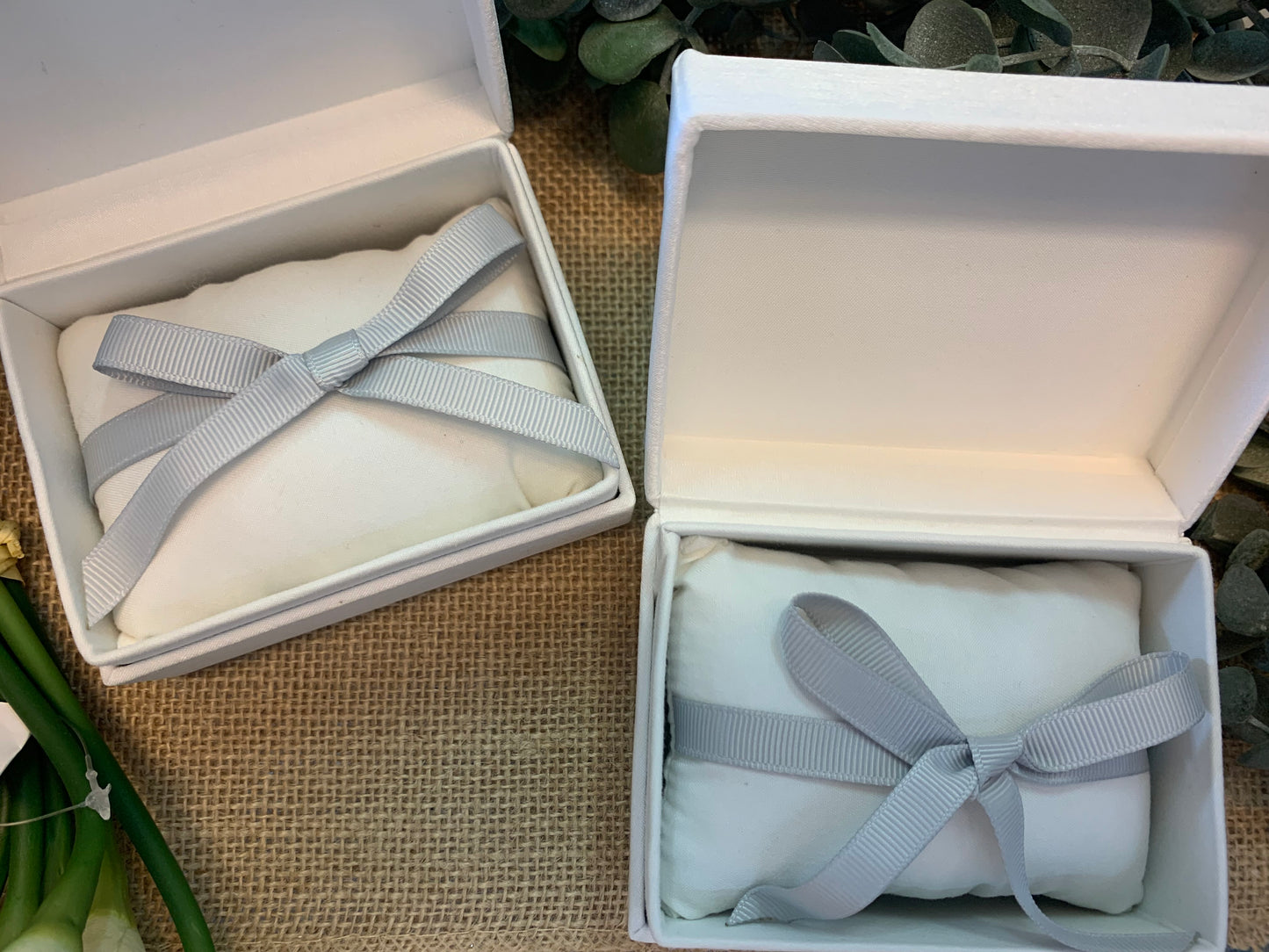 Velvet Bride & Groom Ring Boxes